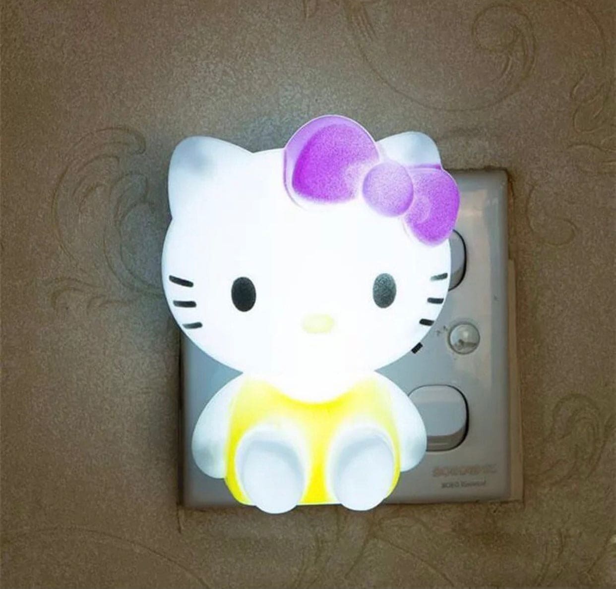 Hello Kitty Night Light, Cartoon Kitty Modeling Tri Color LED Night Light, Eye Protection Plug Lamp Hello Kitty Night Light, Cartoon Kitty Modeling Tri Color LED Night Light, Eye Protection Plug Lamp